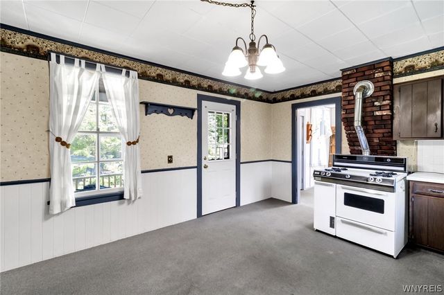 301 Bennett Road, Cheektowaga, NY 14227