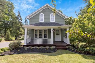 301 Bennett Road, Cheektowaga, NY 14227