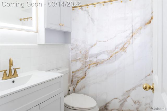 22824 Donald Avenue, Eastpointe, MI 48021