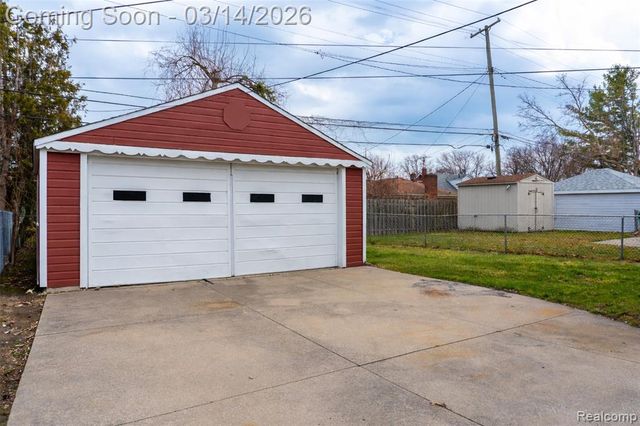 22824 Donald Avenue, Eastpointe, MI 48021