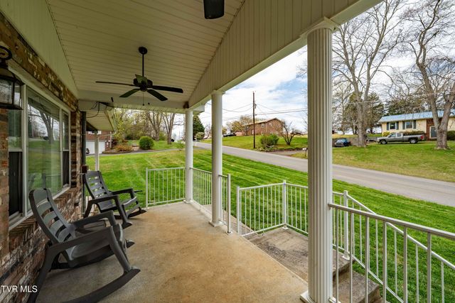 159 Pecanwood Drive, Jonesborough, TN 37659