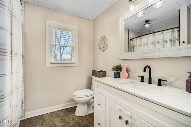 159 Pecanwood Drive, Jonesborough, TN 37659