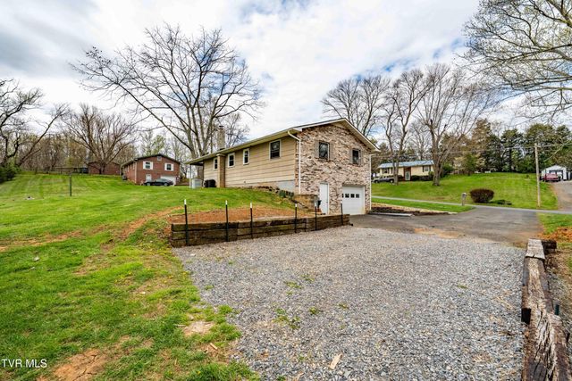 159 Pecanwood Drive, Jonesborough, TN 37659