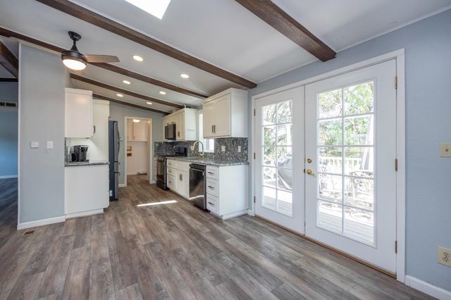 2810 Cheyenne Rd, Copperopolis, CA 95228