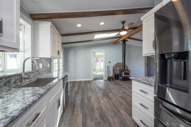 2810 Cheyenne Rd, Copperopolis, CA 95228