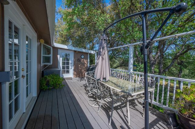 2810 Cheyenne Rd, Copperopolis, CA 95228