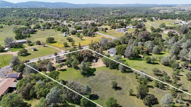 2810 Cheyenne Rd, Copperopolis, CA 95228