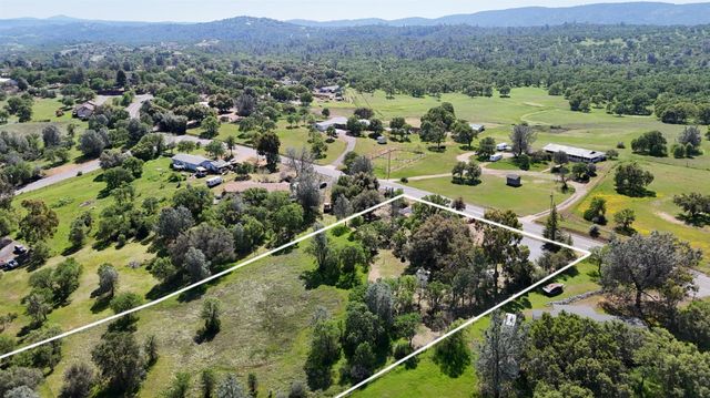 2810 Cheyenne Rd, Copperopolis, CA 95228