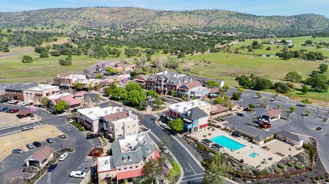 2810 Cheyenne Rd, Copperopolis, CA 95228