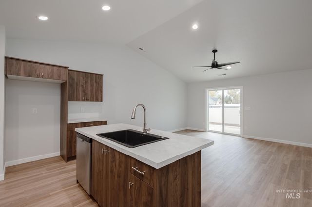 1684 W Unforgettable St, Meridian, ID 83642