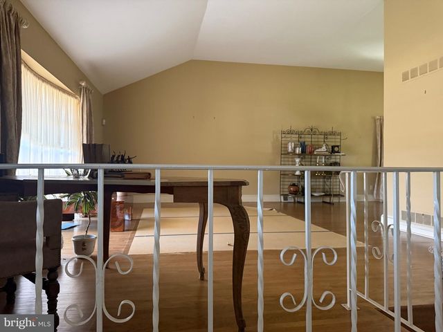 123 ALMATT DR, Philadelphia, PA 19115