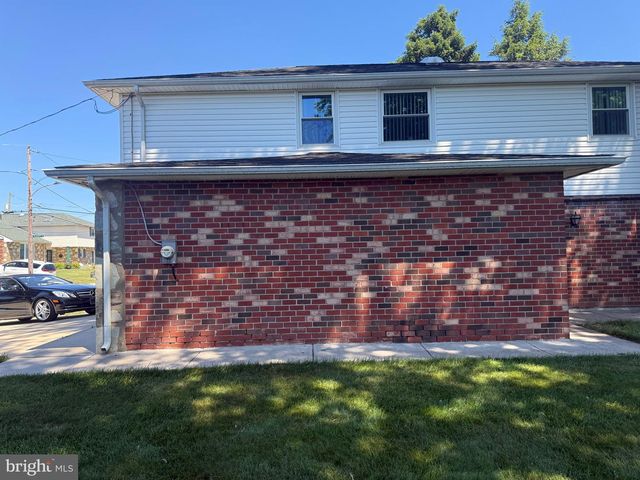 123 ALMATT DR, Philadelphia, PA 19115