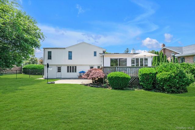 36 Sullivan Drive, Jericho, NY 11753