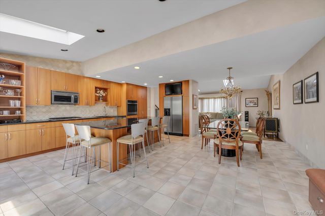 36 Sullivan Drive, Jericho, NY 11753