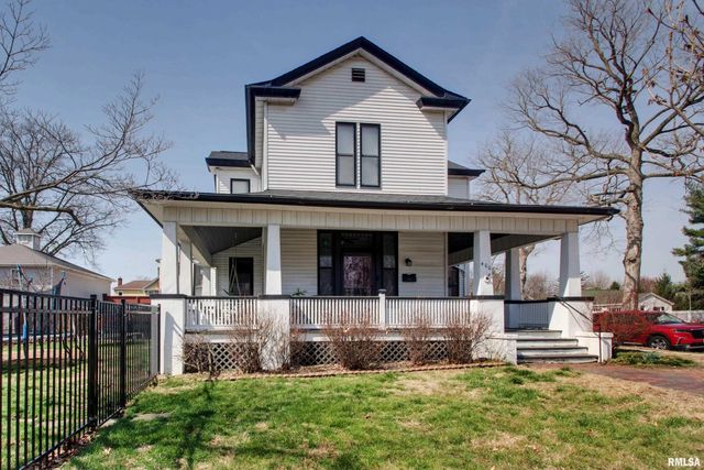 400 S 18TH Street, Quincy, IL 62301