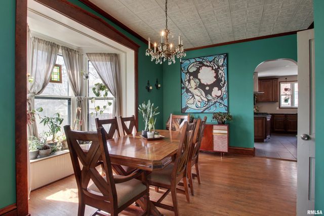 400 S 18TH Street, Quincy, IL 62301