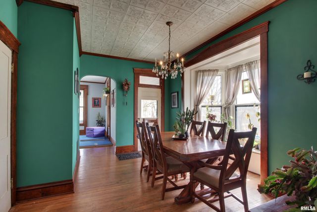 400 S 18TH Street, Quincy, IL 62301