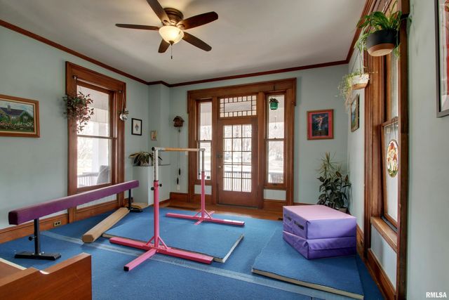 400 S 18TH Street, Quincy, IL 62301