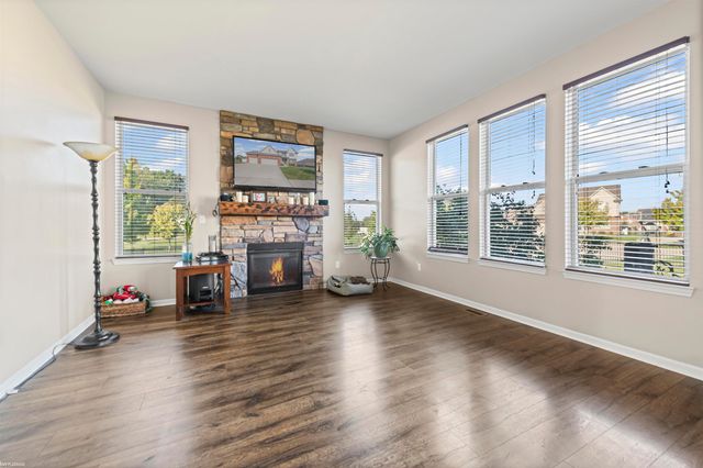 53561 Mary Ann Lane, New Baltimore, MI 48047