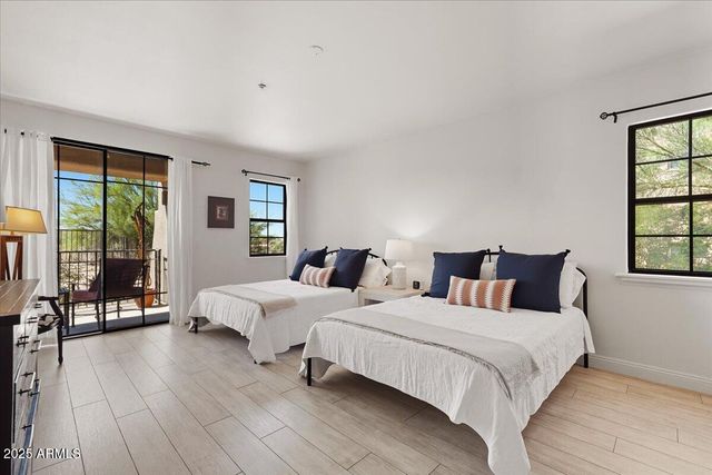 36601 N MULE TRAIN Road B20, Carefree, AZ 85377