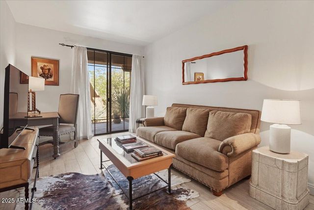 36601 N MULE TRAIN Road B20, Carefree, AZ 85377