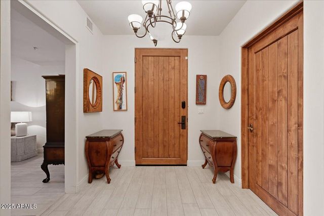 36601 N MULE TRAIN Road B20, Carefree, AZ 85377