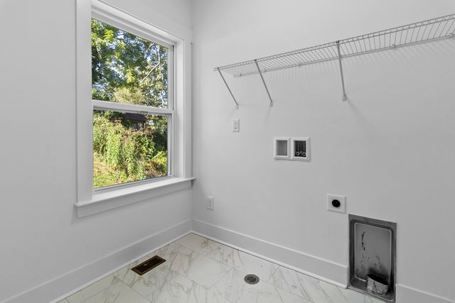 233 Peace Street, Chattanooga, TN 37415