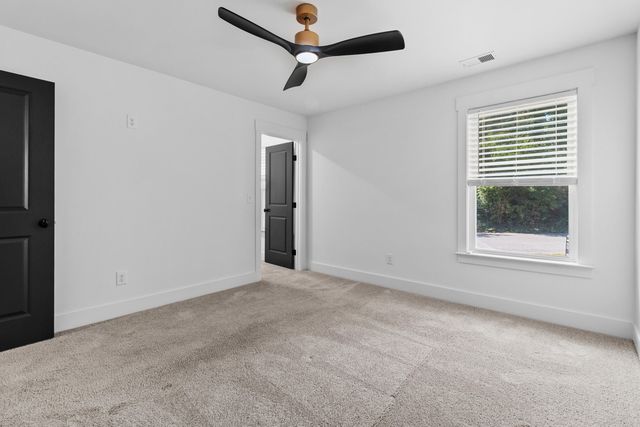233 Peace Street, Chattanooga, TN 37415