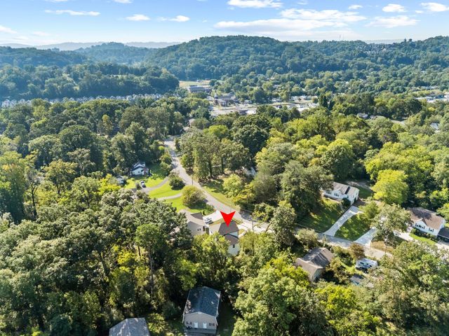 233 Peace Street, Chattanooga, TN 37415