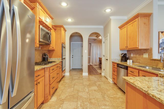 56 CYPRESS CV, Atoka, TN 38004