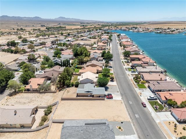 26701 Blue Water Road, Helendale, CA 92342