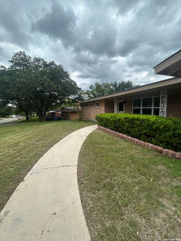 110 Northaven, San Antonio, TX 78229