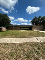 110 Northaven, San Antonio, TX 78229