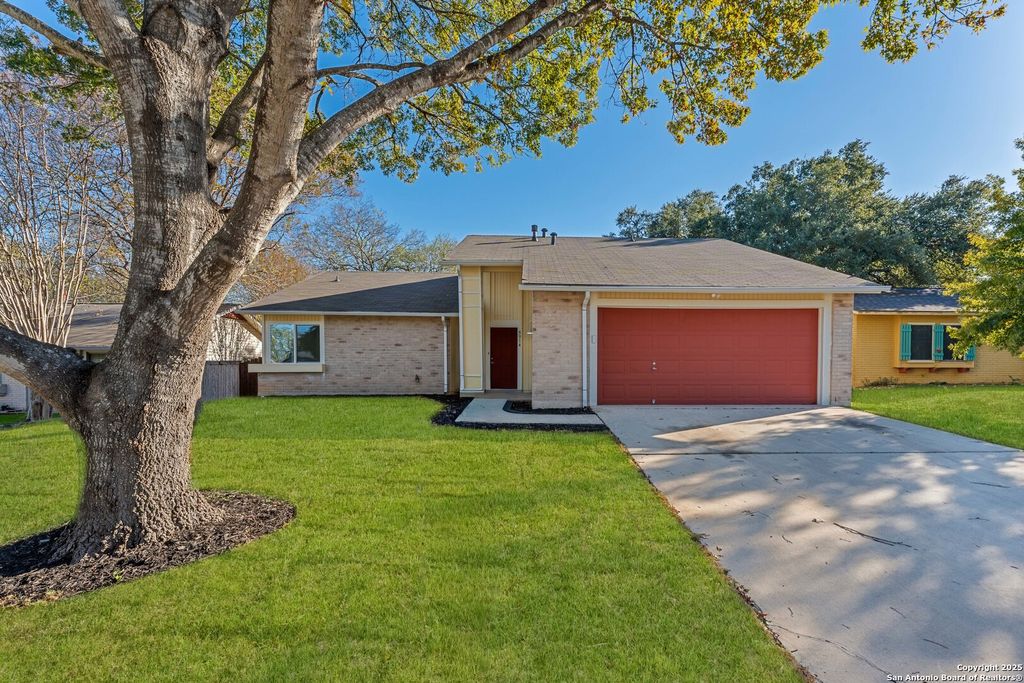 5914 Brambletree, San Antonio, TX 78247