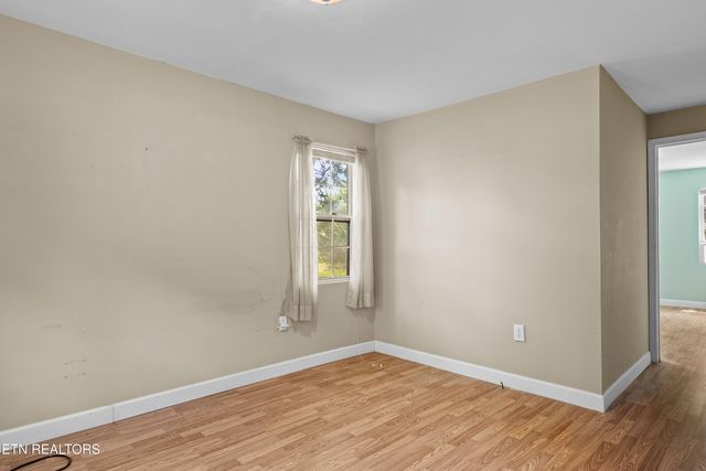 322 Oakdale St, Maryville, TN 37801