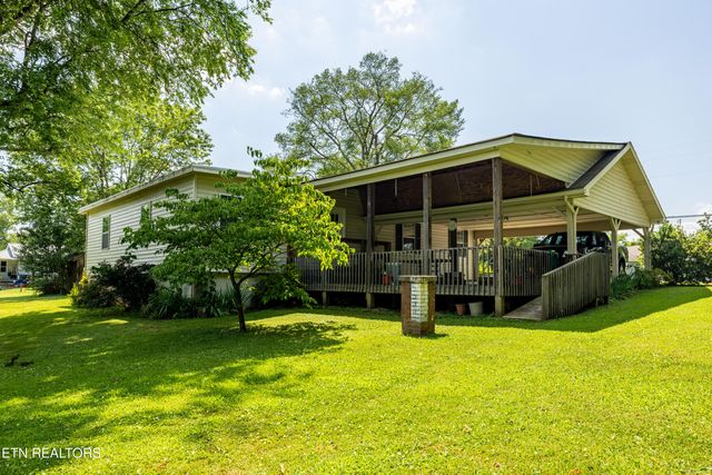 322 Oakdale St, Maryville, TN 37801