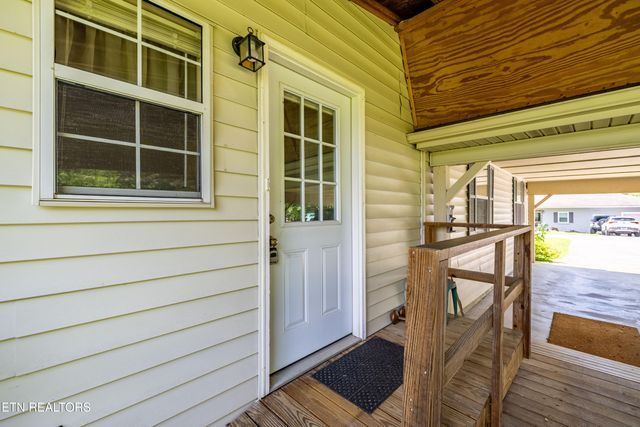 322 Oakdale St, Maryville, TN 37801