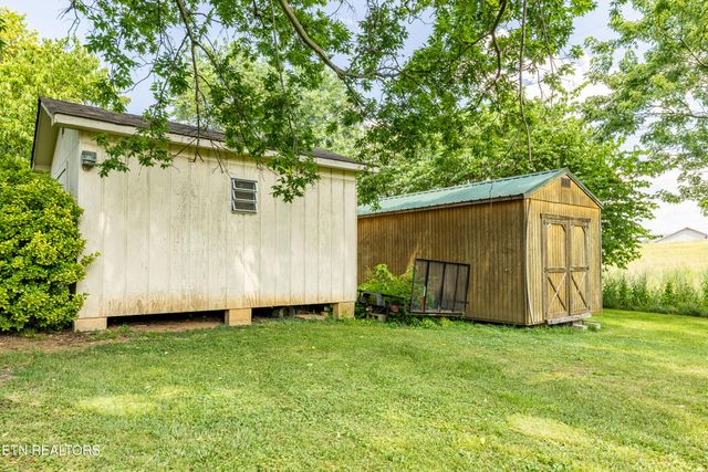 322 Oakdale St, Maryville, TN 37801