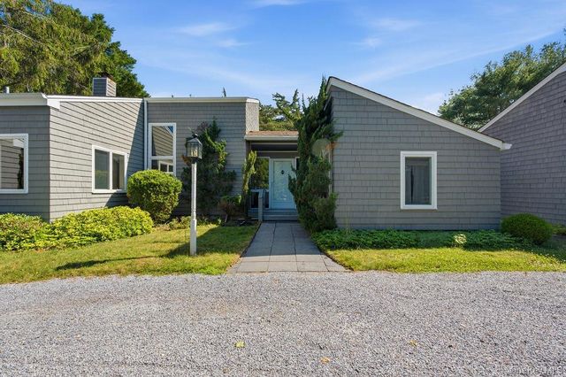7 Tuthill Lane, Remsenburg, NY 11960
