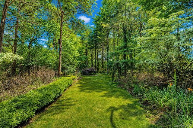 7 Tuthill Lane, Remsenburg, NY 11960