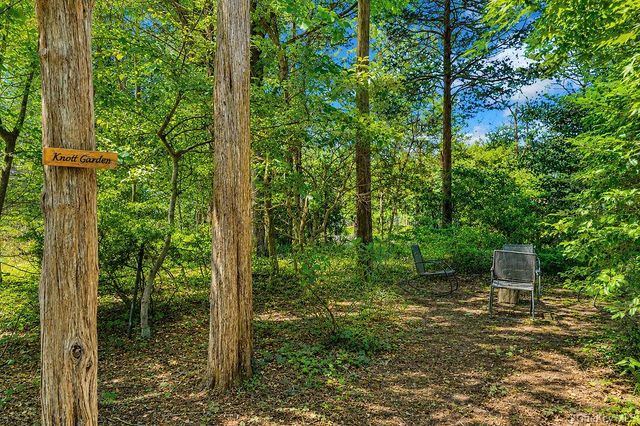 7 Tuthill Lane, Remsenburg, NY 11960