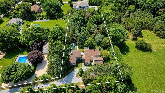 7 Tuthill Lane, Remsenburg, NY 11960