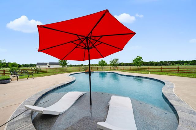2014 W Elm Mott Drive, Waco, TX 76705