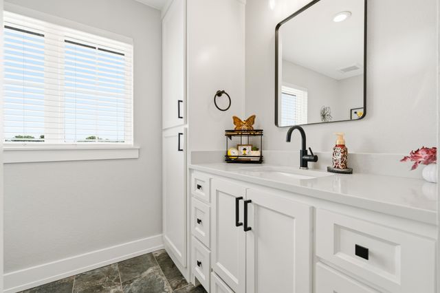 2014 W Elm Mott Drive, Waco, TX 76705