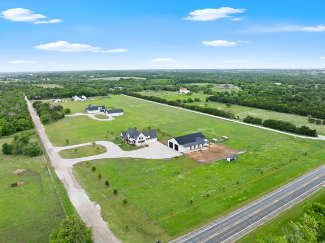 2014 W Elm Mott Drive, Waco, TX 76705