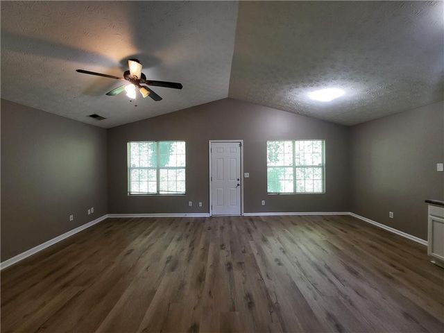 3428 Homeward Trail, Ellenwood, GA 30294