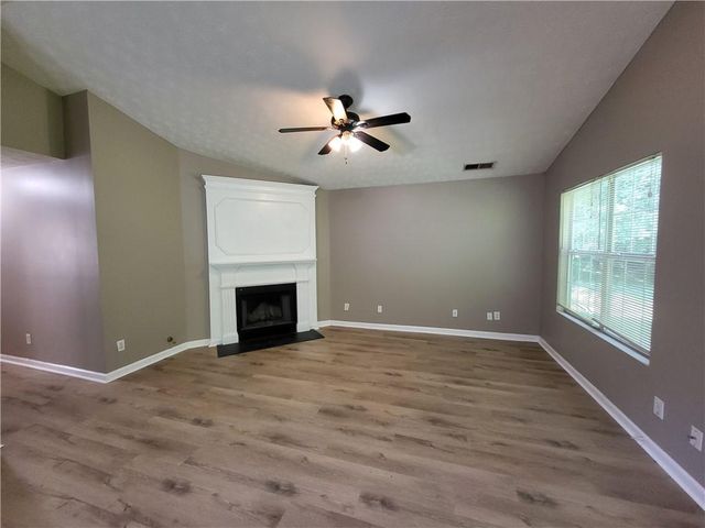 3428 Homeward Trail, Ellenwood, GA 30294
