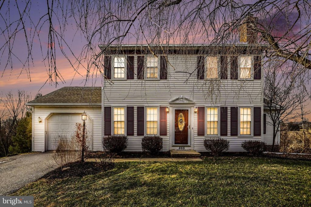 888 LISMORE BLVD, York, PA 17402