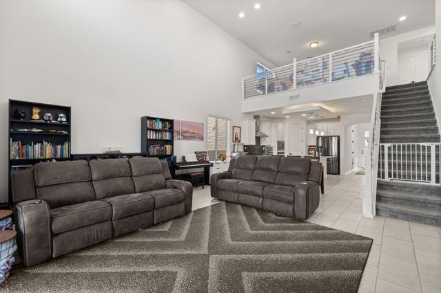 12109 Echo Valley Lane NW, Albuquerque, NM 87120