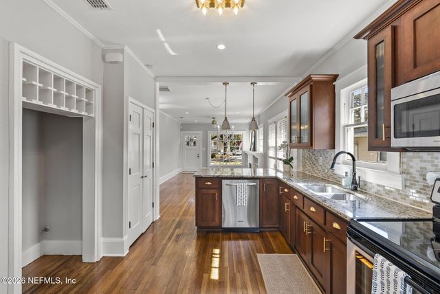 1318 WOLFE Street, Jacksonville, FL 32205